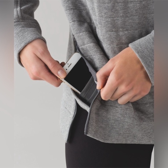 Lululemon Fleece Be True Crew Sweatshirt Gray Size 8 - Picture 4 of 13